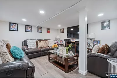 154 Sandford Avenue, North Plainfield, NJ 07060 - Photo 20