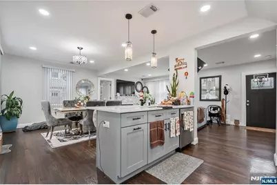 154 Sandford Avenue, North Plainfield, NJ 07060 - Photo 4