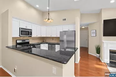 952 Juniper Way, Mahwah, NJ 07430 - Photo 4