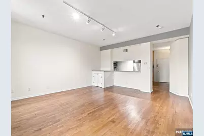 227 Columbus Drive 214B #214b, Jersey City, NJ 07302 - Photo 4