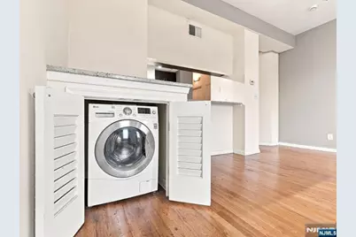 227 Columbus Drive 214B #214b, Jersey City, NJ 07302 - Photo 8