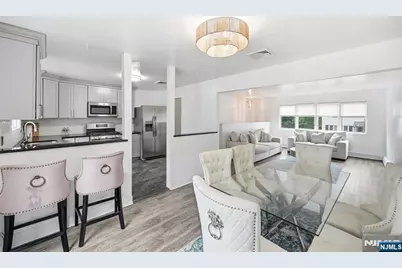 37 Hazelview Avenue, Clifton, NJ 07011 - Photo 22