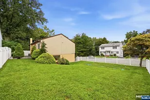 37 Hazelview Ave, Clifton, NJ 07011 - Photo 44
