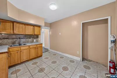760-762 Parker Street, Newark, NJ 07104 - Photo 32