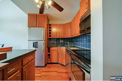 156 Liberty Street 8 #8, Little Ferry, NJ 07643 - Photo 6