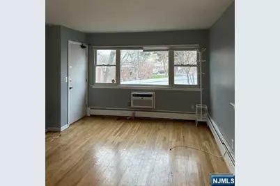 431 Grand Avenue 11 #11, Leonia, NJ 07605 - Photo 2