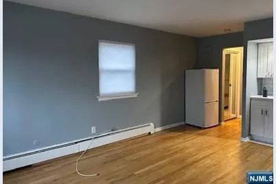 431 Grand Avenue 11 #11, Leonia, NJ 07605 - Photo 4