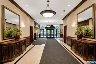 5 Horizon Road 2909, Fort Lee, NJ 07024 - Photo 2