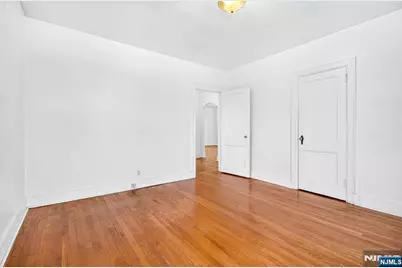 215 Terrace Avenue 2 #2, Hasbrouck Heights, NJ 07604 - Photo 12