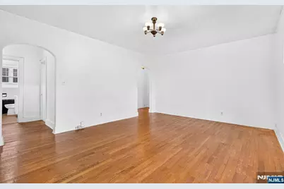 215 Terrace Avenue 2 #2, Hasbrouck Heights, NJ 07604 - Photo 6