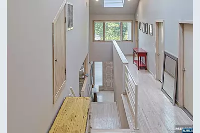 570 Grandview Terrace, Leonia, NJ 07605 - Photo 22