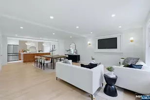 60 Lasalle Ave, Hasbrouck Heights, NJ 07604 - Photo 4