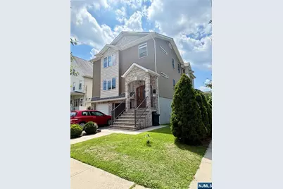 344 2nd Avenue, Lyndhurst Township, NJ 07071 - Photo 2