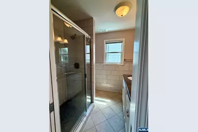 344 2nd Avenue, Lyndhurst Township, NJ 07071 - Photo 12
