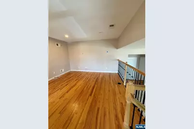 344 2nd Avenue, Lyndhurst Township, NJ 07071 - Photo 6