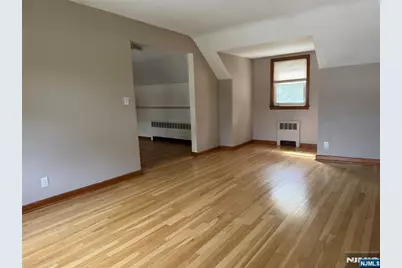 207 Graphic Boulevard, Bergenfield, NJ 07621 - Photo 4