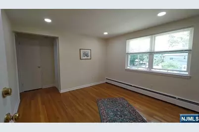 100 Clinton Place 2E #2E, Hackensack, NJ 07601 - Photo 2