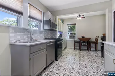 330 Simons Avenue, Hackensack, NJ 07601 - Photo 22