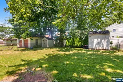 330 Simons Avenue, Hackensack, NJ 07601 - Photo 10