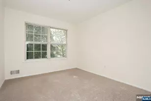 1273 Paddington Rd, Mahwah, NJ 07430 - Photo 26