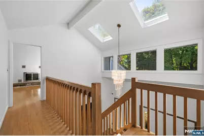 22 Angela Court, Woodcliff Lake, NJ 07677 - Photo 10