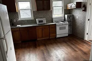 52 High St, Clifton, NJ 07014 - Photo 2