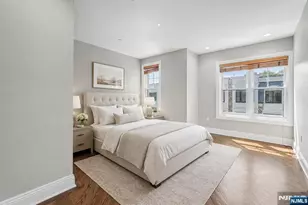 20 Marquis Ct, Edgewater, NJ 07020 - Photo 14