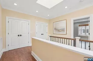20 Marquis Ct, Edgewater, NJ 07020 - Photo 12