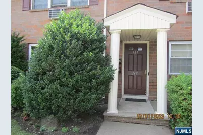 147 N Maple Avenue 3148 #3148, Park Ridge, NJ 07656 - Photo 2
