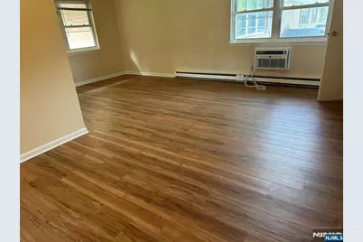 147 N Maple Avenue 3148 #3148, Park Ridge, NJ 07656 - Photo 4