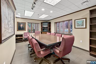 55 Paramus, Paramus, NJ 07652 - Photo 10
