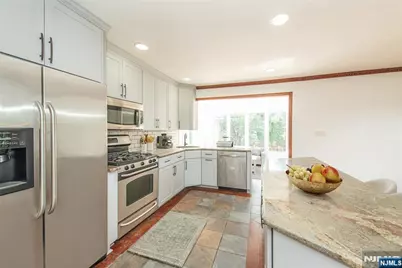 728 Prospect Street, Glen Rock, NJ 07452 - Photo 8