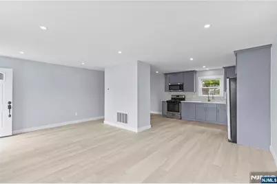 97 Cedar Hill Avenue, Belleville, NJ 07109 - Photo 10