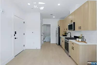 129 69th 307 #307, Guttenberg, NJ 07093 - Photo 6