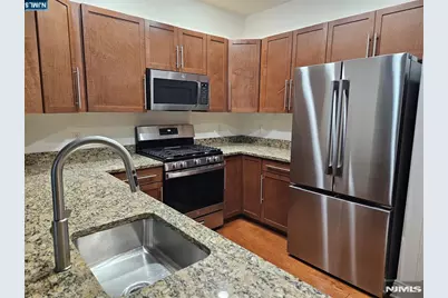 2411 Windsor Park Court, Englewood, NJ 07631 - Photo 4
