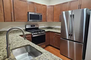 2411 Windsor Park Ct, Englewood, NJ 07631 - Photo 4