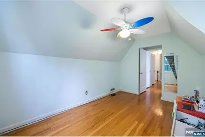 633 Prospect Avenue, Ridgefield, NJ 07657 - Photo 4
