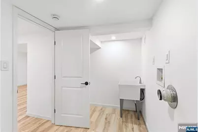 137 Myrtle Avenue, Allendale, NJ 07401 - Photo 30