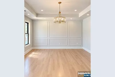 292 Wales Avenue, River Edge, NJ 07661 - Photo 6