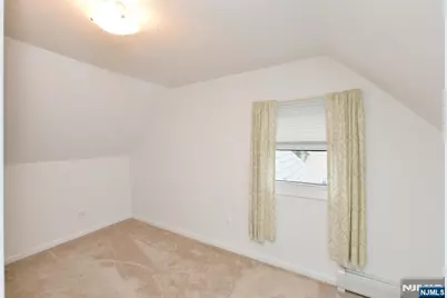 39-39 Brookside Avenue, Fair Lawn, NJ 07410 - Photo 14