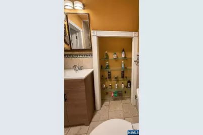 328 Liberty Avenue, Jersey City, NJ 07307 - Photo 16