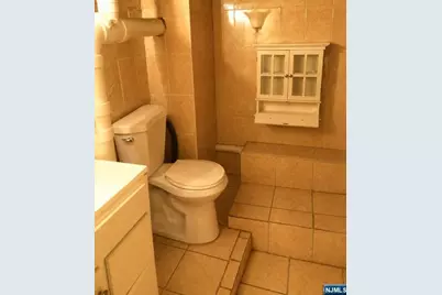 328 Liberty Avenue, Jersey City, NJ 07307 - Photo 20