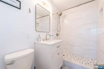 555 North Avenue 4U #4U, Fort Lee, NJ 07024 - Photo 8