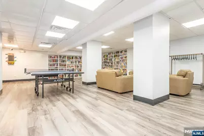 555 North Avenue 4U #4U, Fort Lee, NJ 07024 - Photo 10
