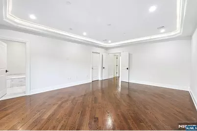 6 Marquis Court, Edgewater, NJ 07020 - Photo 18