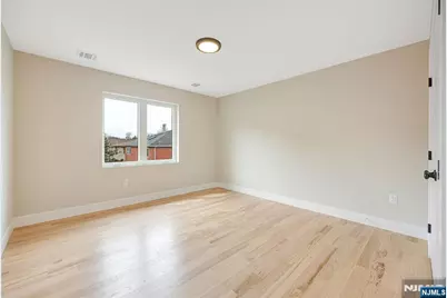 428 Lafayette Avenue, Cliffside Park, NJ 07010 - Photo 32