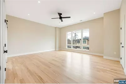 428 Lafayette Avenue, Cliffside Park, NJ 07010 - Photo 38