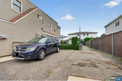 323 Semel Avenue, Garfield, NJ 07026 - Photo 34