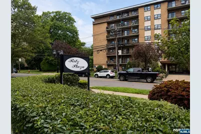 344 Prospect Avenue 4H #4H, Hackensack, NJ 07601 - Photo 2