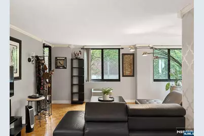 344 Prospect Avenue 4H #4H, Hackensack, NJ 07601 - Photo 14